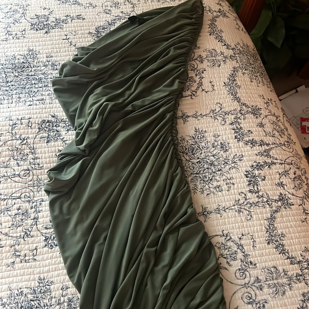 Norma Kamali Diana Gown S Celadon - Picture 5 of 6